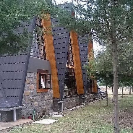 Samawati Lakeside Cottages Nyahururu Exterior foto